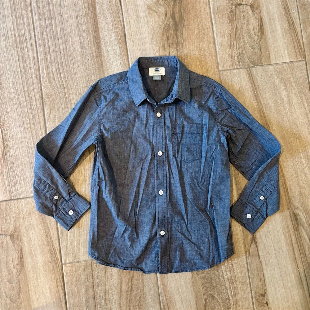 Old Navy Boys Button-Up Shirt Size S (6-7) Blue Chambray Long Sleeve